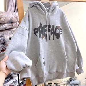 Hoodie with the latest design for this winter season